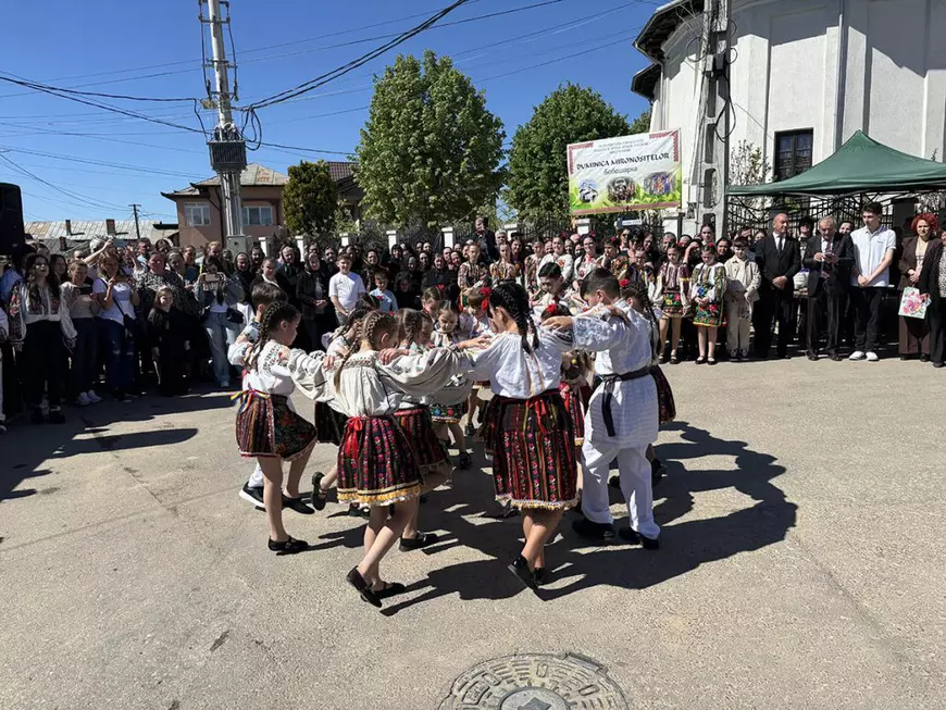 Boboșarca, Duminica Mironosițelor, în satul bulgarilor din Băleni Sârbi: „Doamne Dumnezeule! Ne bucurăm de El în salata, în varza și Învierea pe care ni le dă!”