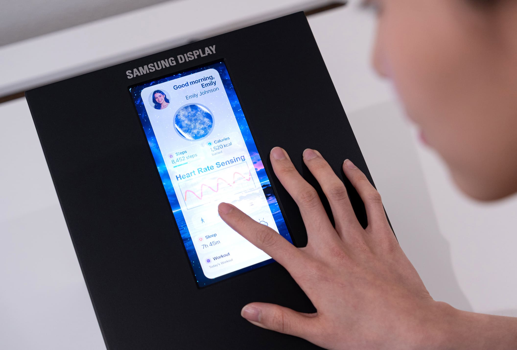 Samsung-Display-Magic-Flex-OLED-Sensor-2.jpeg