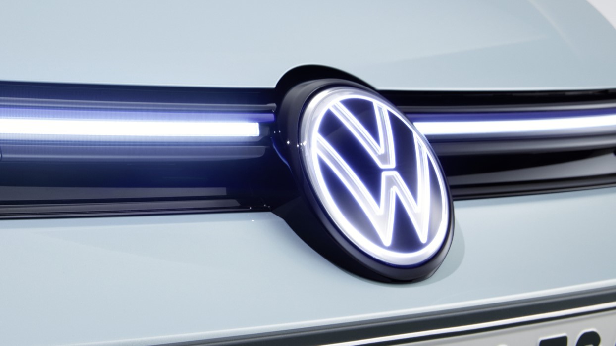 angajatii-volkswagen-ameninta-cu-greva-producatorul-continua-discutiile-cu-sindicatele.jpg
