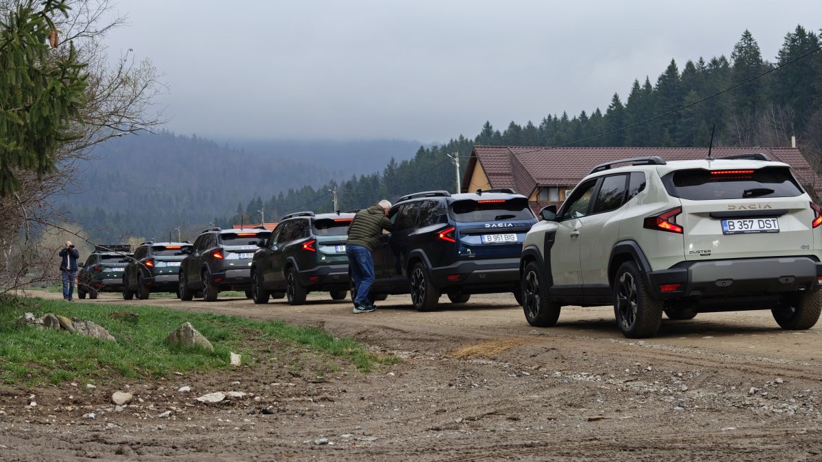 dacia-duster-si-bigster-in-premiera-cu-tractiune-integrala-si-cutie-automata-prim-contact-in-romania.jpeg