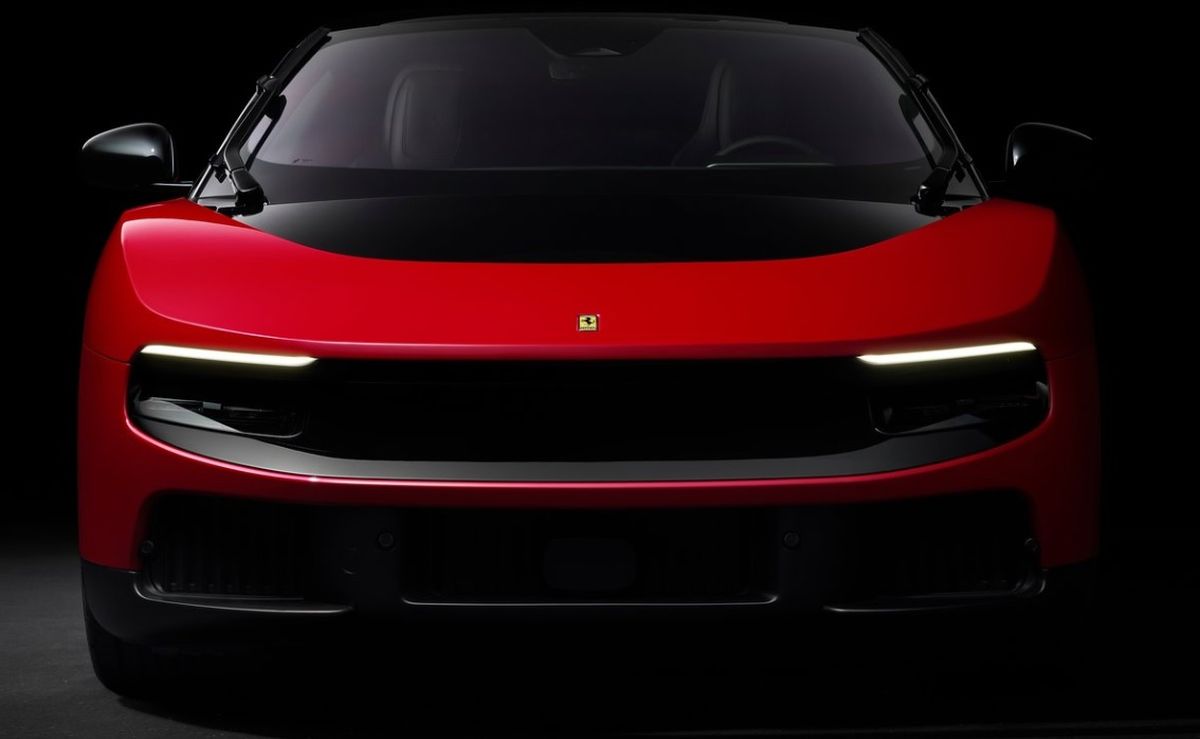 ferrari-luce-prima-electrica-ferrari-are-1050-cp-si-accelereaza-pana-la-100-kmh-in-25-secunde-3.jpg