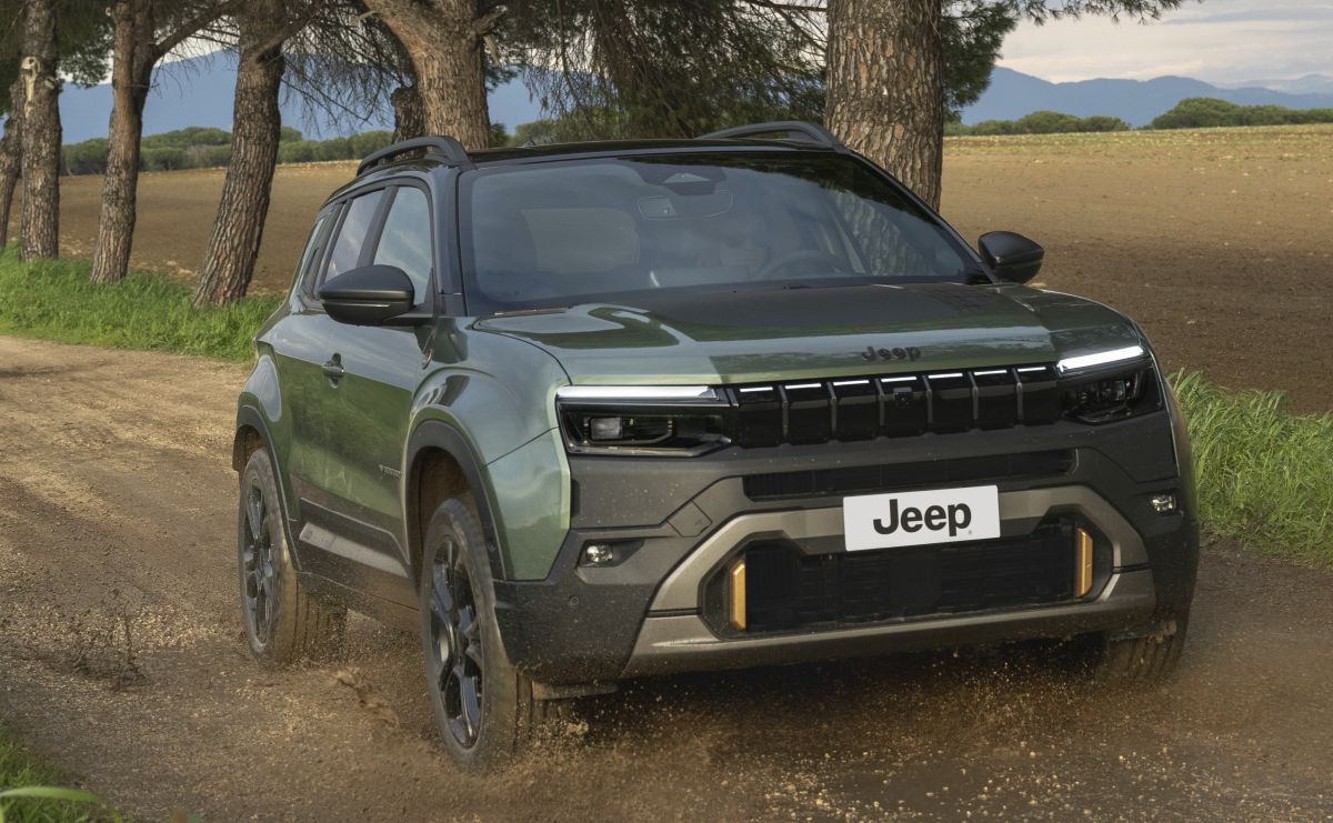 jeep-avenger-facelift-pastreaza-versiunile-electrice-si-mildhybrid-dupa-actualizarea-din-2026-4.jpg