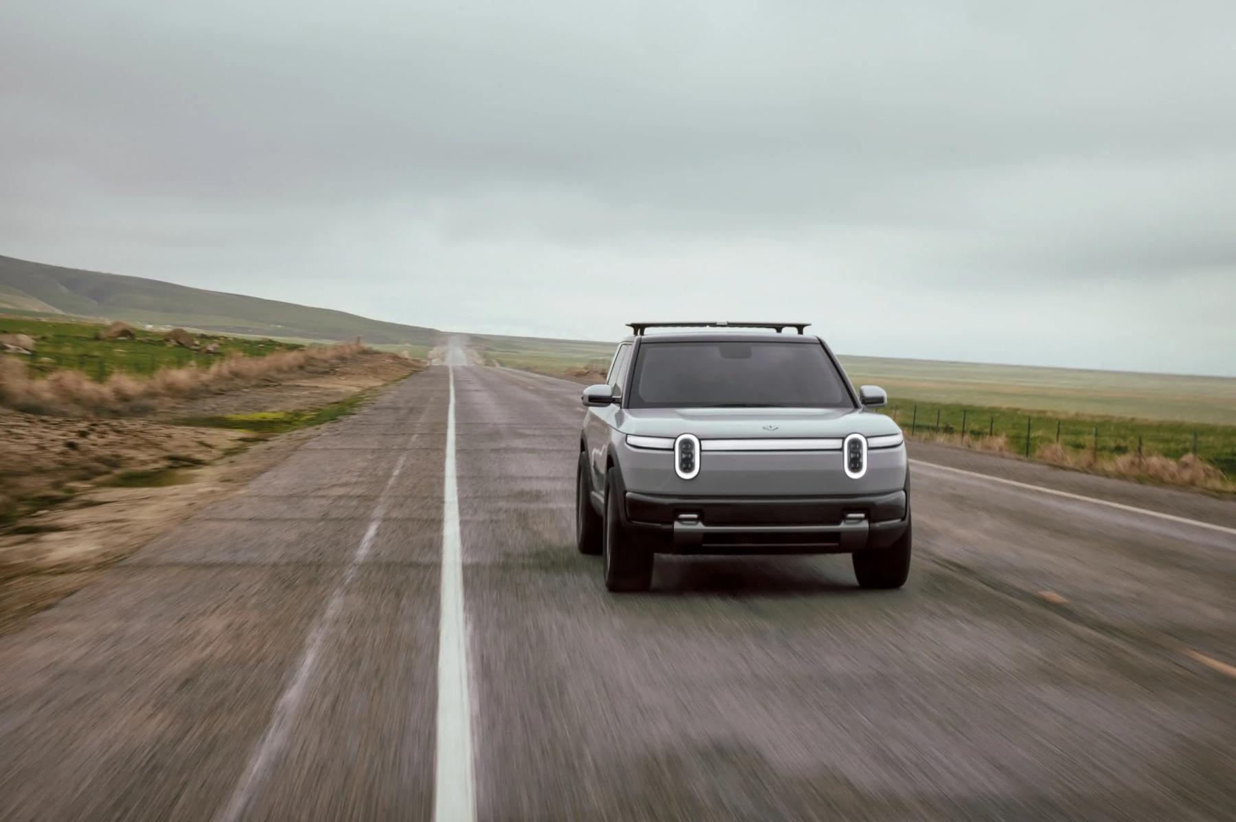 rivian-a-prezentat-doua-noi-modele-electrice-ce-vor-ajunge-la-vanzare-si-in-europa-8.jpg