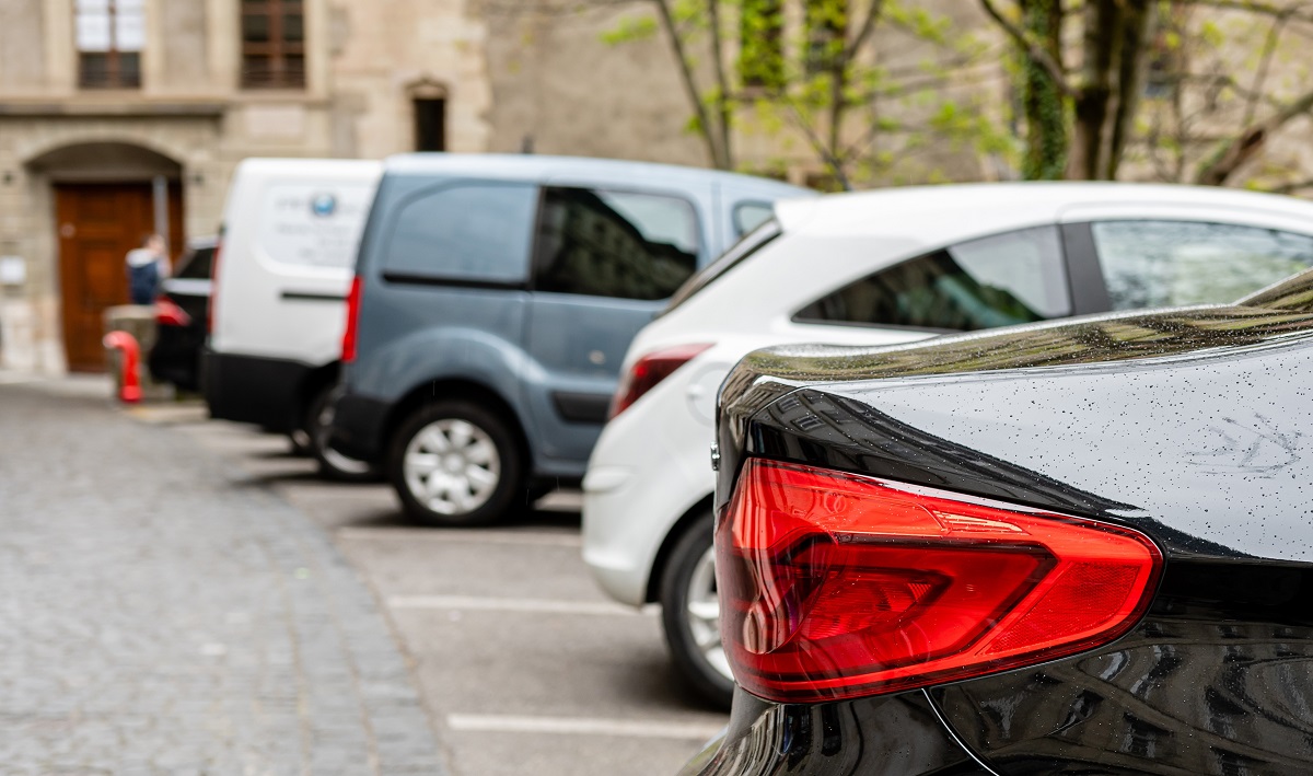 row-of-at-street-side-parked-cars-view-to-the-rea-2026-03-24-03-56-03-utc.jpg