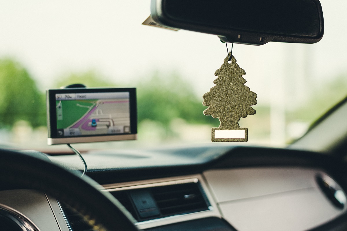 selective-focus-shot-of-tree-air-freshener-hanging-2023-11-27-05-31-09-utc.jpg