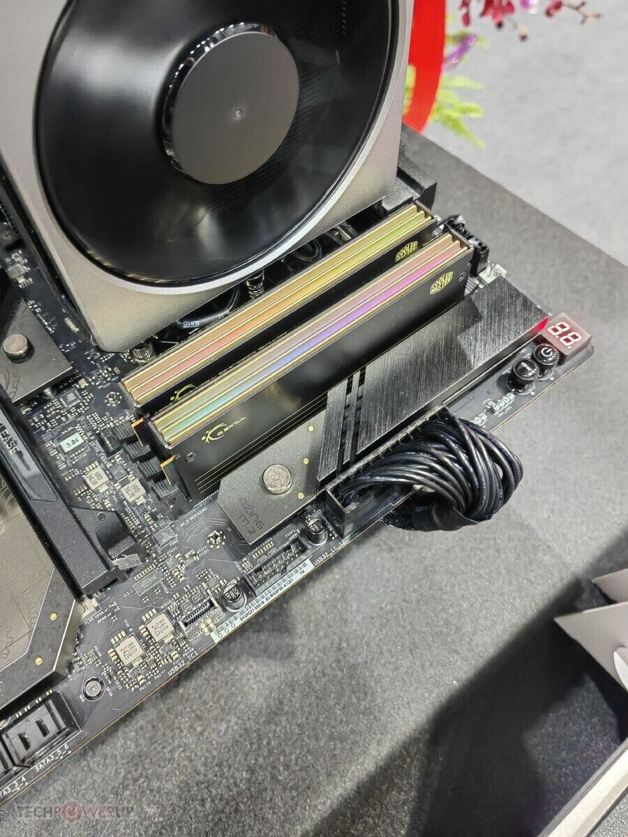 G.SKILL-DDR5-ft-Cooler-Master-2-slot.jpg