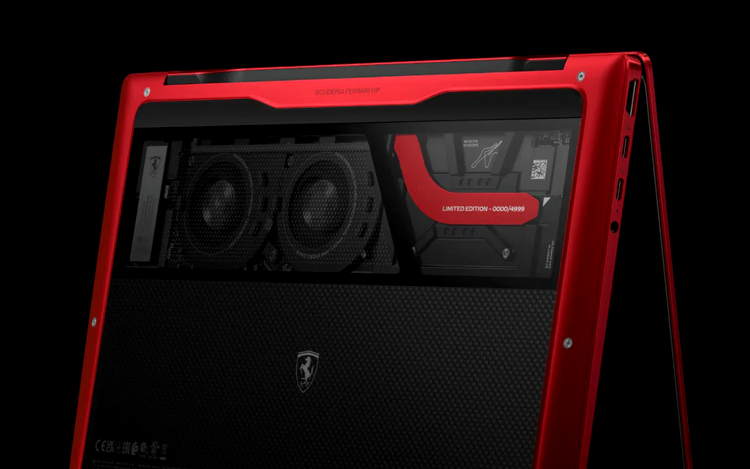 HP Limited Edition Scuderia Ferrari AI PC