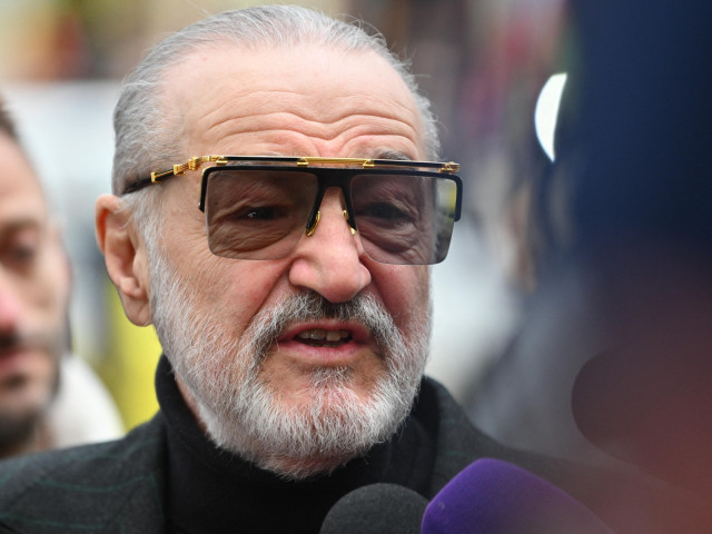 PTg3MGUwNGE1MzgyOWQ4MTkxNGJjOTIzNWJmZjRjMWM1.thumb_.jpg