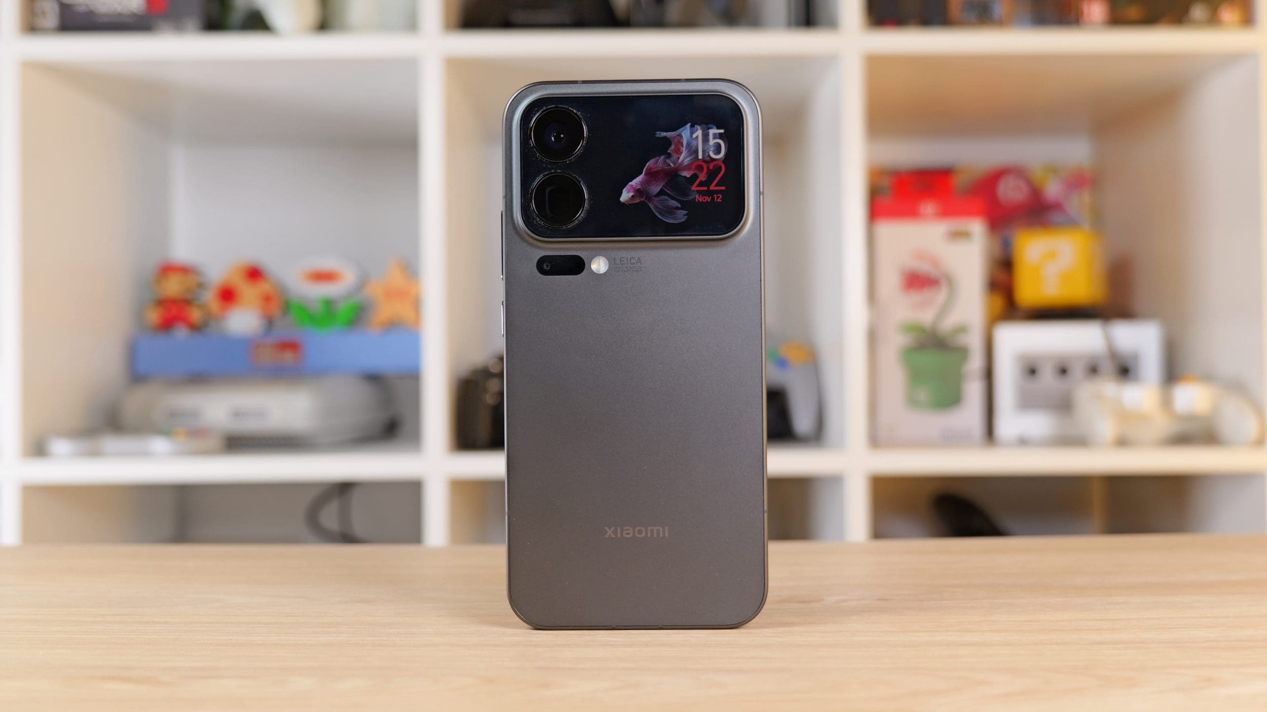 Xiaomi-17-Pro-Max-back-center.jpg