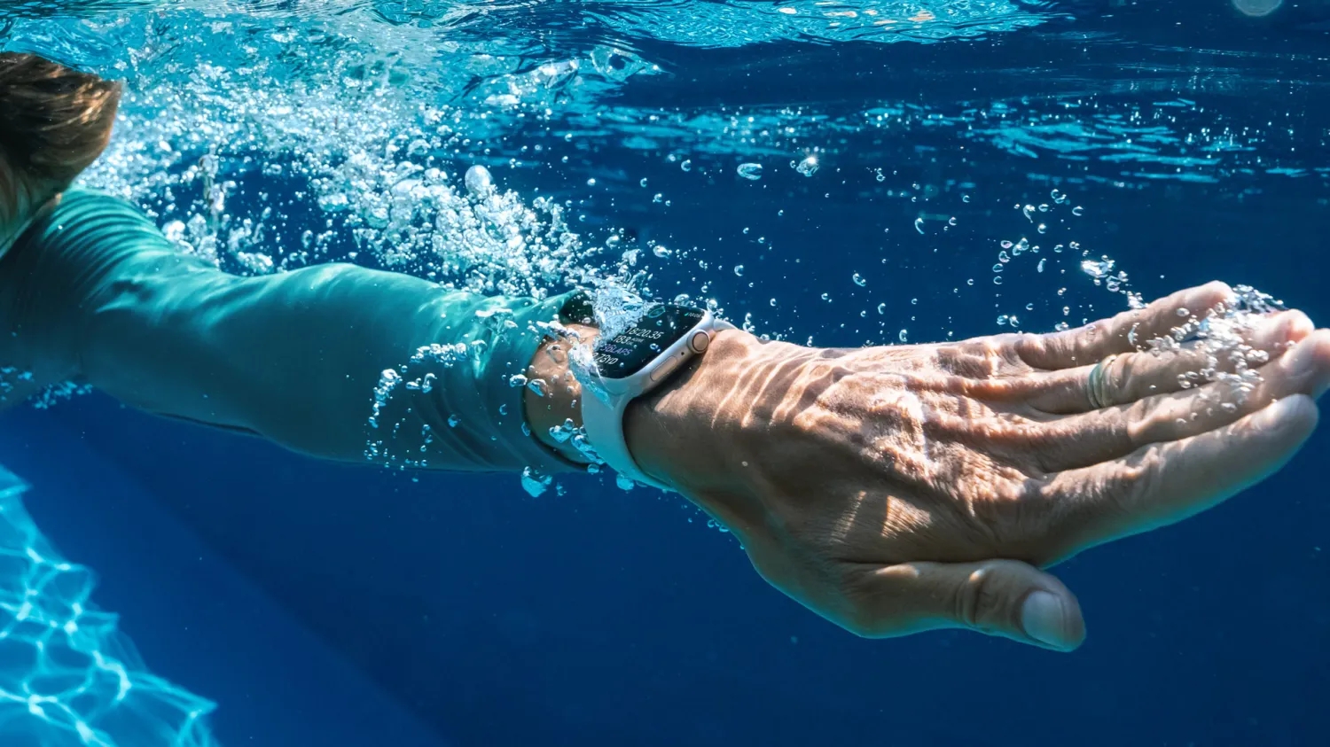 apple-watch-water