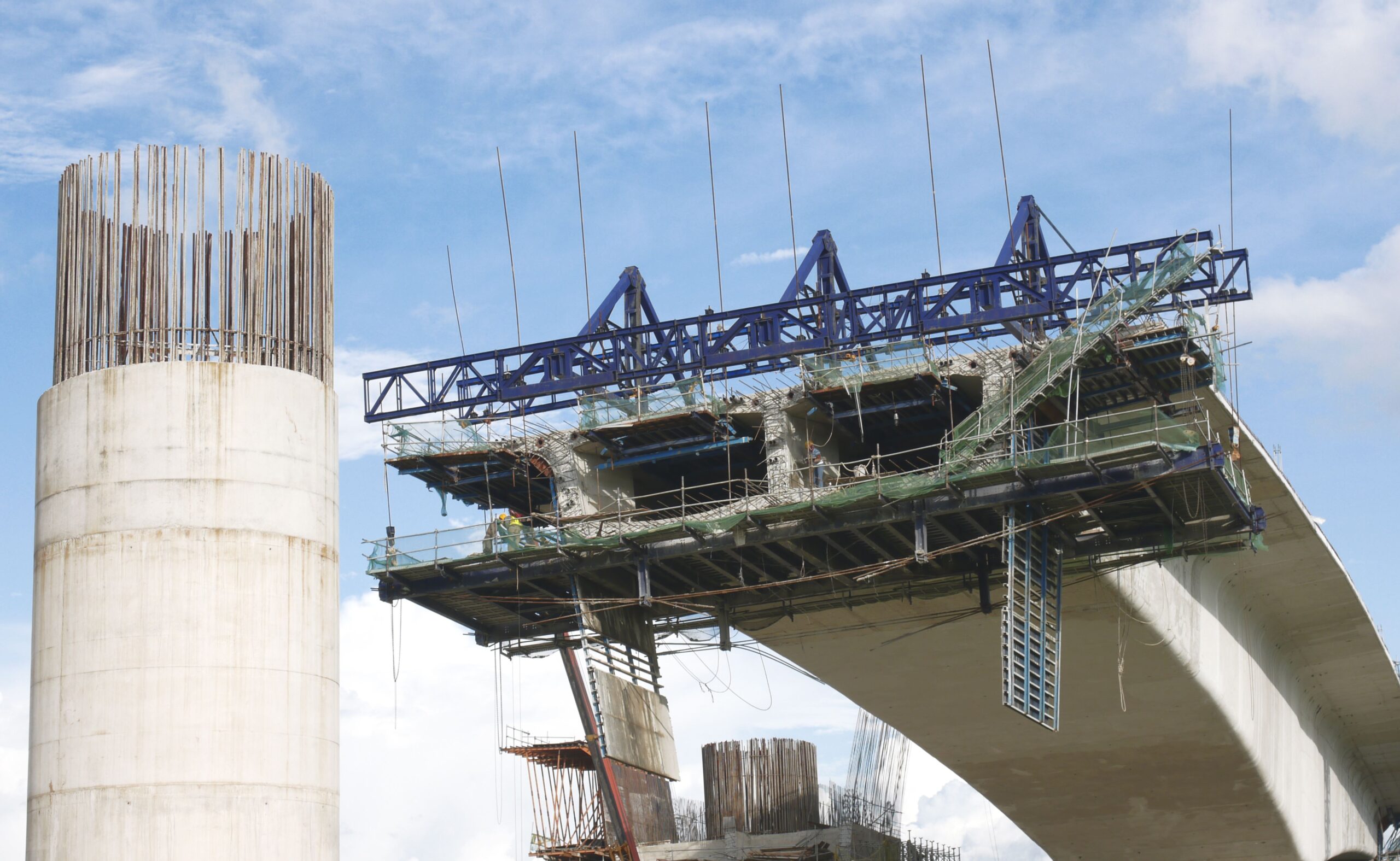 autostrada-suspendata_dms-scaled.jpg