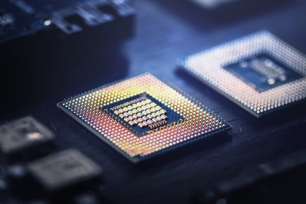chip-memory-chip-FREEPIK-2Photo-credit-FREEPIK