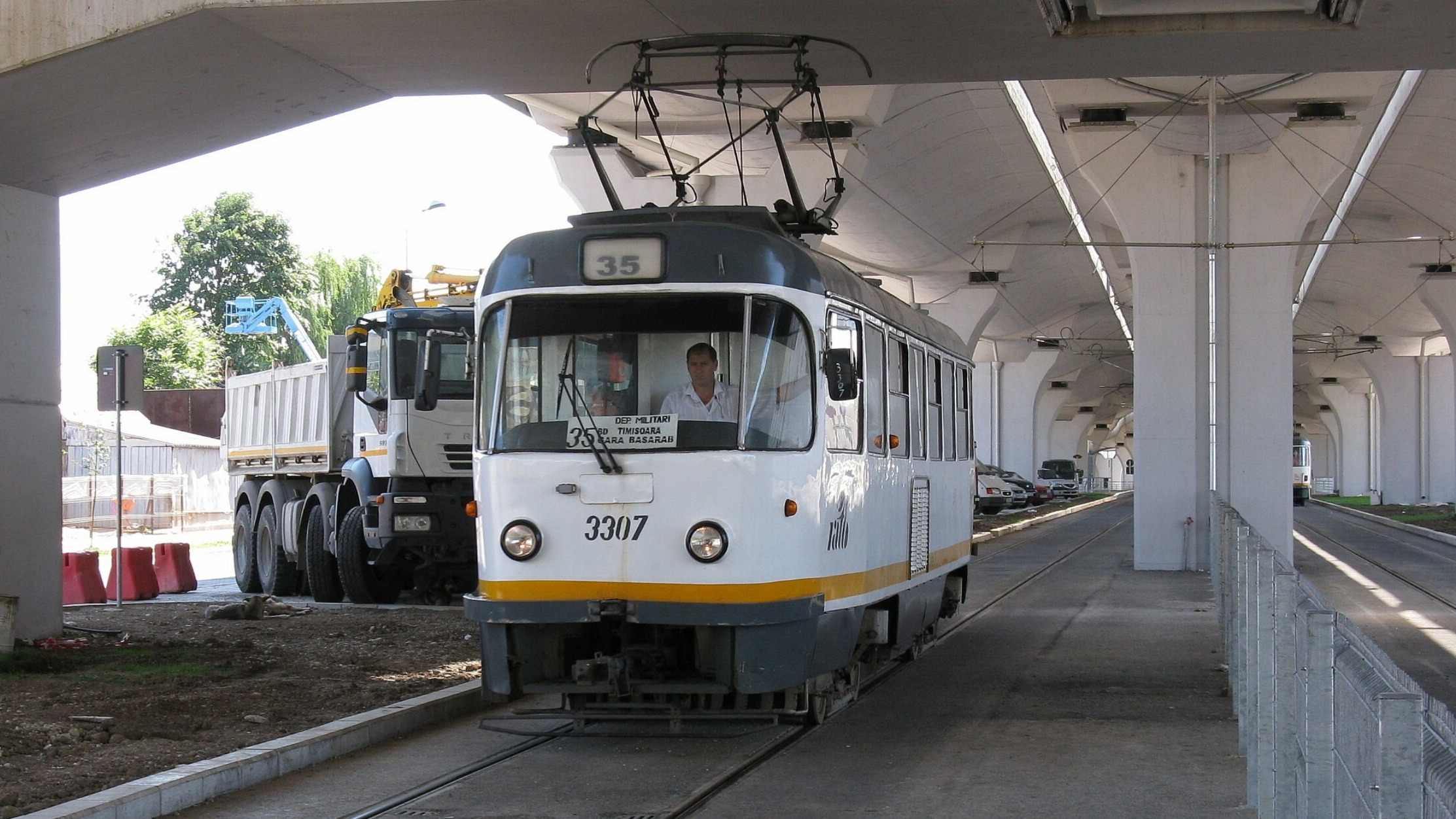 tramvai-Tatra-T4R-1.jpg