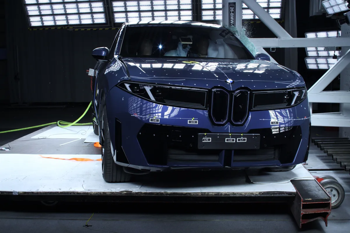 BMW-iX3-teste-siguranta-Euro-NCAP-2.webp