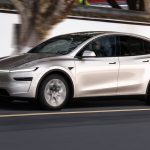 Tesla-Model-Y-L-Premium-CROP2.jpg