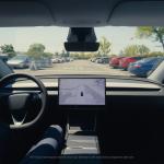 Tesla-condus-autonom.png