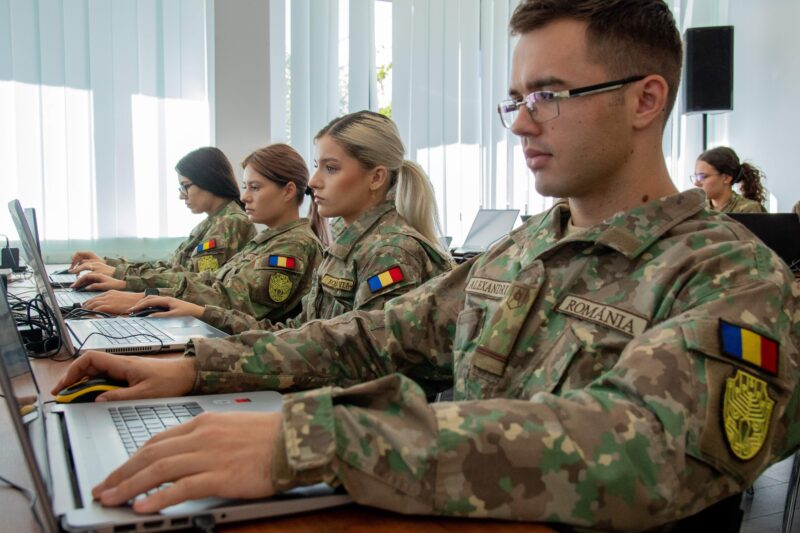 armata-securitate-informatica-800x533-1