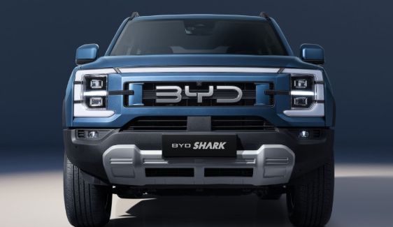 byd-shark-pickupul-chinezesc-care-vrea-sa-puna-presiune-pe-ford-ranger-si-amarok-2-e1783591241534.pn_.png