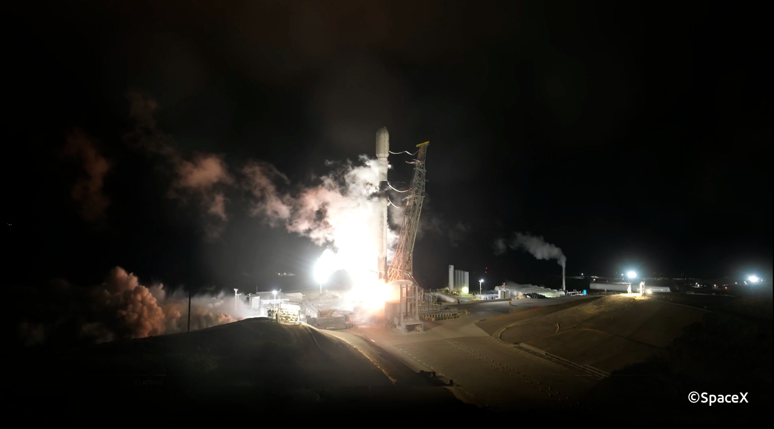cybercube_launch_02-scaled.jpg