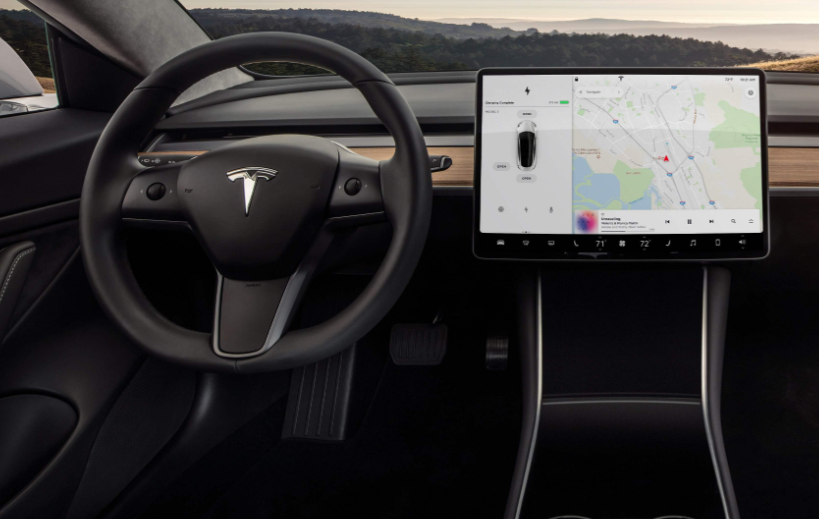 tesla-1.png