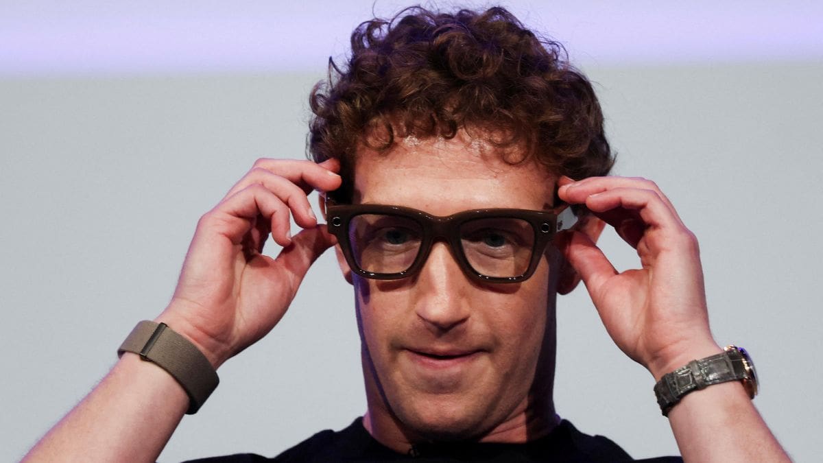 Meta-smart-glasses.jpg