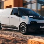 Renault-Trafic-Van-E-Tech-electric-1-4-scaled-e1789374350126.jpg